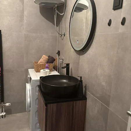 Centar With Terrace Apartamento Tuzla